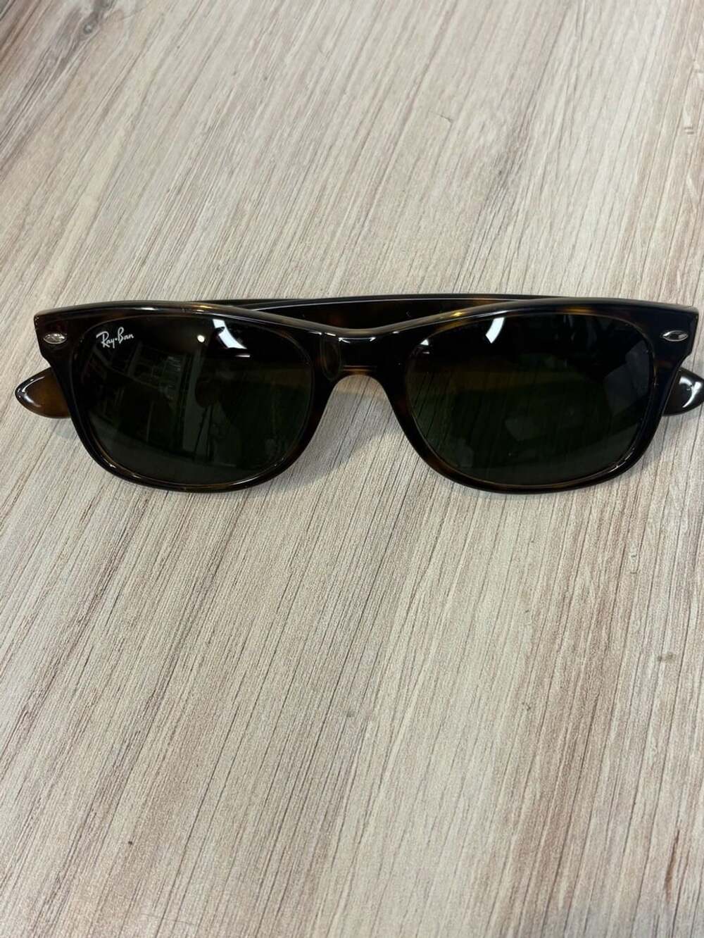 Ray-Ban New Wayfarer Size 52-18 Tortoise Sunglasses